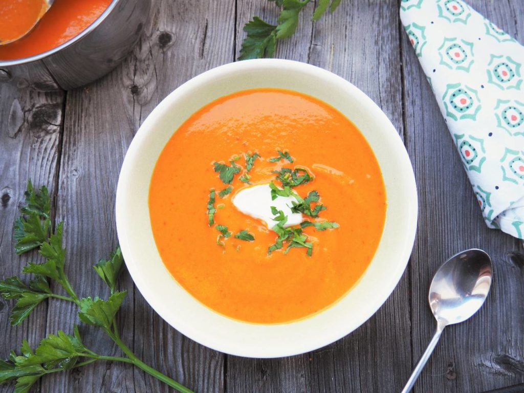 Süßkartoffel-Paprika-Suppe / Nahrung für die Seele! | Hautsache g&amp;#39;sund!